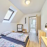Vakantiehuis Valley Park 20 By Interhome *